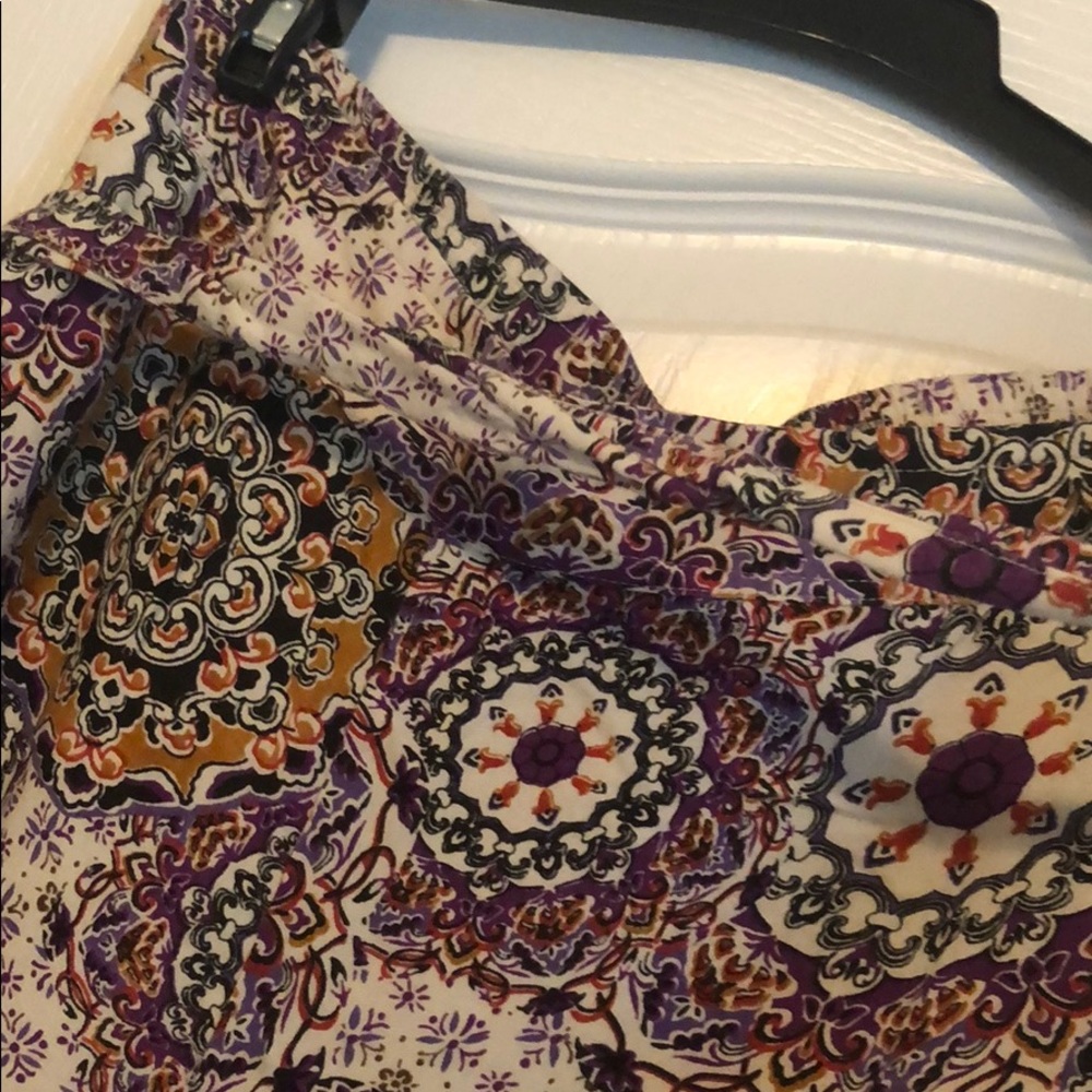 Patterned Flare Pants - Picture 4 of 4
